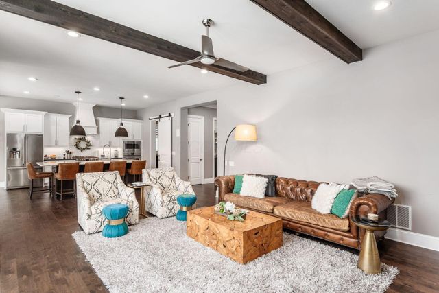 10600 Honeysuckle Way, Plain City, OH 43064