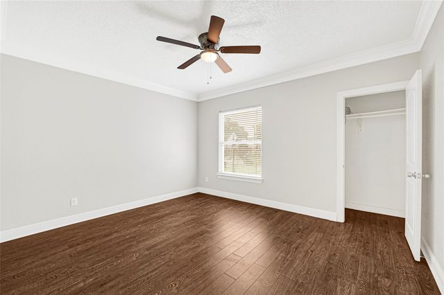 7125 Gillen St, Houston, TX 77087