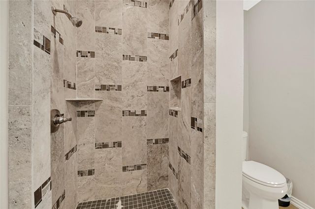 7125 Gillen St, Houston, TX 77087