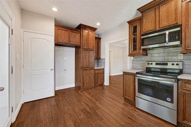 7125 Gillen St, Houston, TX 77087