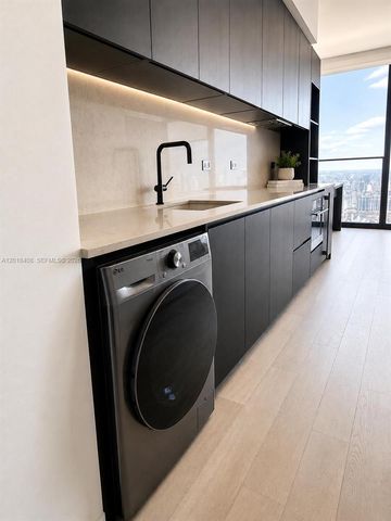 20 NE 11th 4203A, Miami, FL 33132