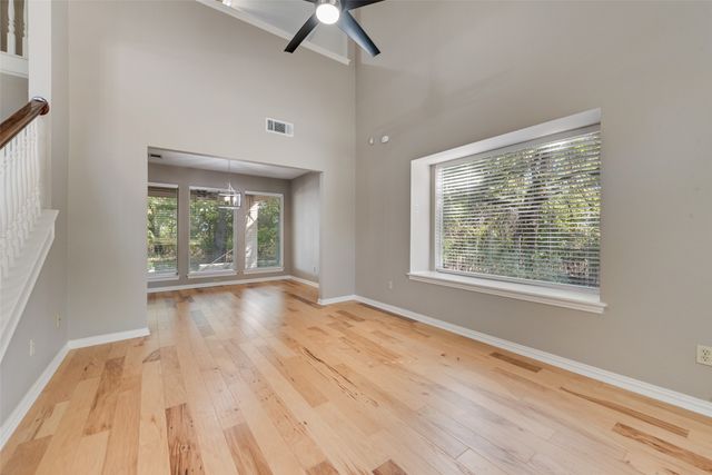 2569 Castle Circle, Fort Worth, TX 76108