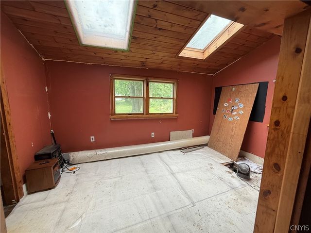 352 South Real Street, Cape Vincent, NY 13618