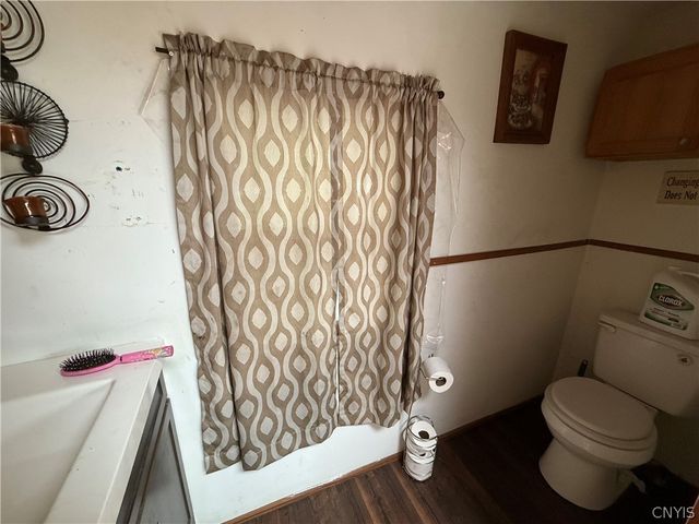 352 South Real Street, Cape Vincent, NY 13618