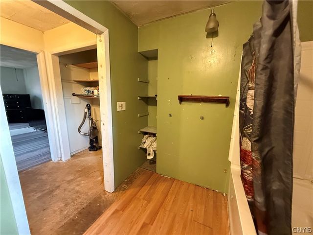 352 South Real Street, Cape Vincent, NY 13618