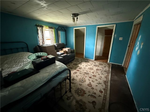 352 South Real Street, Cape Vincent, NY 13618