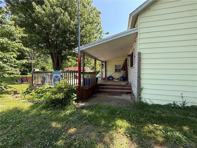 352 South Real Street, Cape Vincent, NY 13618