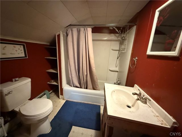 352 South Real Street, Cape Vincent, NY 13618