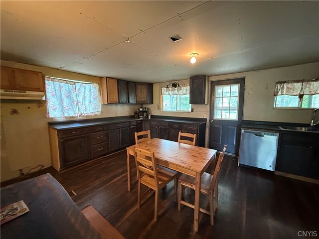 352 South Real Street, Cape Vincent, NY 13618