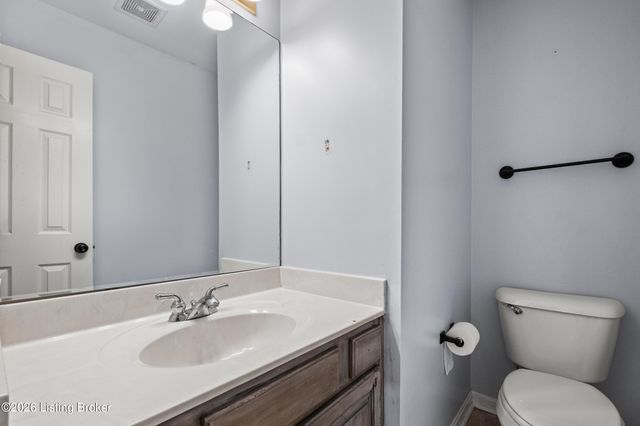 11600 Chinook Ct, Louisville, KY 40299