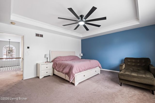 11600 Chinook Ct, Louisville, KY 40299