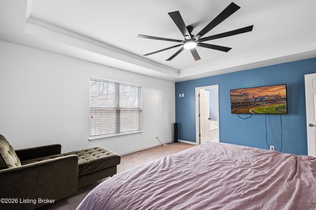 11600 Chinook Ct, Louisville, KY 40299