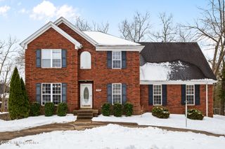 11600 Chinook Ct, Louisville, KY 40299