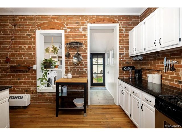 940 S Logan St, Denver, CO 80209