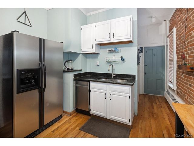 940 S Logan St, Denver, CO 80209