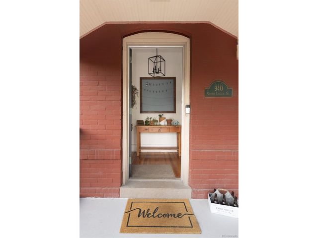 940 S Logan St, Denver, CO 80209