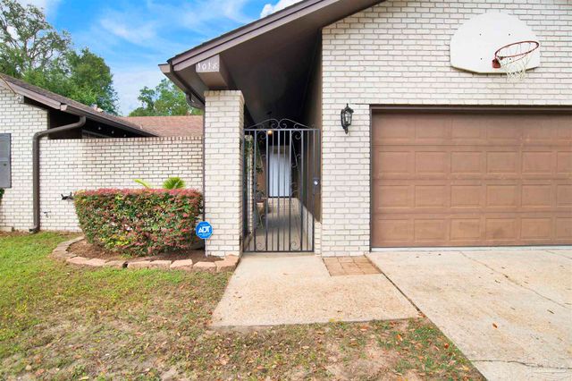 1018 Stillbrook Rd, Pensacola, FL 32514