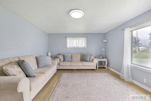 160 W Oak Street, Shelley, ID 83274