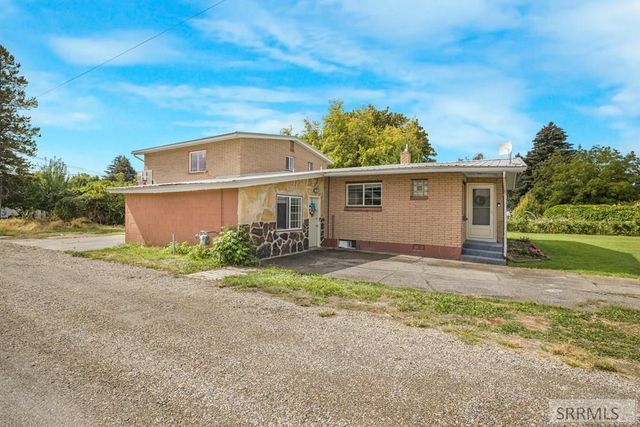 160 W Oak Street, Shelley, ID 83274