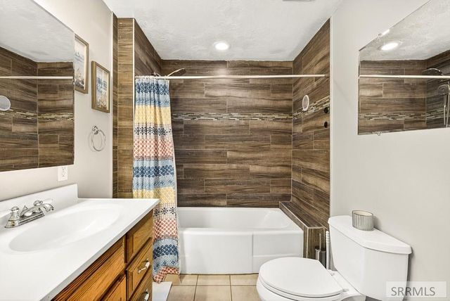 160 W Oak Street, Shelley, ID 83274