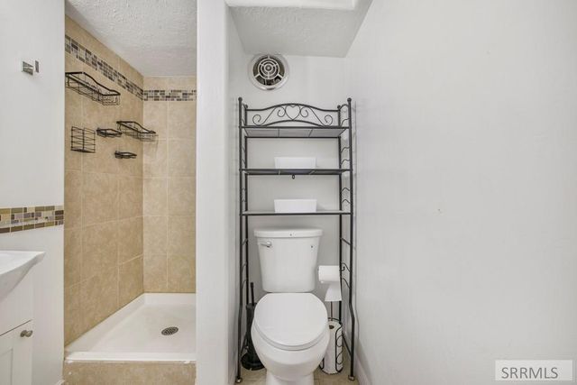160 W Oak Street, Shelley, ID 83274