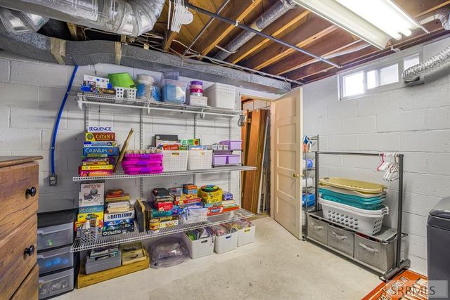 160 W Oak Street, Shelley, ID 83274