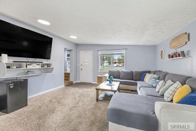 160 W Oak Street, Shelley, ID 83274