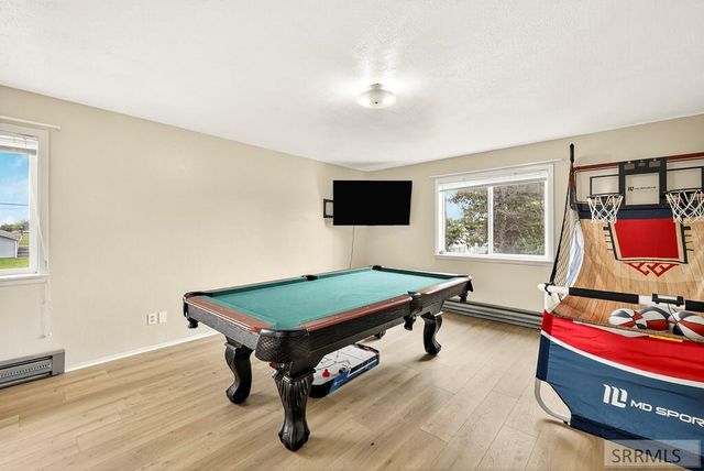 160 W Oak Street, Shelley, ID 83274