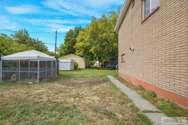 160 W Oak Street, Shelley, ID 83274