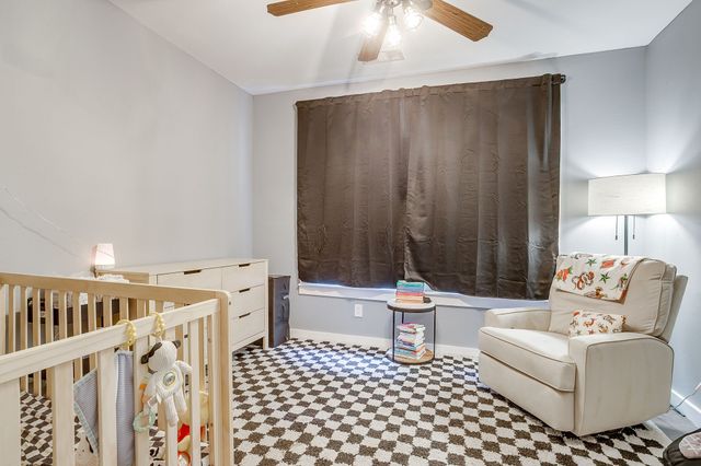 1220 W Arlington Avenue, Fort Worth, TX 76110