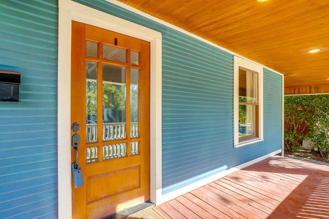 1220 W Arlington Avenue, Fort Worth, TX 76110