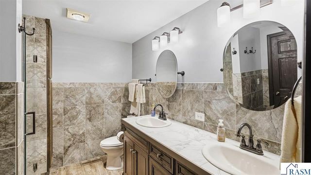 277 Red Ridge Road, Good Thunder, MN 56037