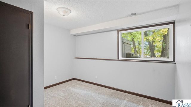 277 Red Ridge Road, Good Thunder, MN 56037