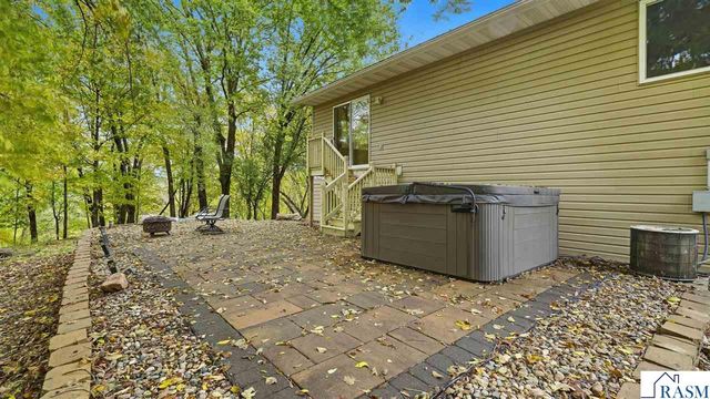 277 Red Ridge Road, Good Thunder, MN 56037