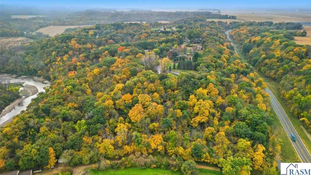 277 Red Ridge Road, Good Thunder, MN 56037