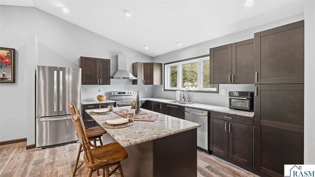 277 Red Ridge Road, Good Thunder, MN 56037