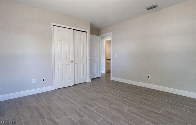 12274 1st ST, Fort Myers, FL 33905