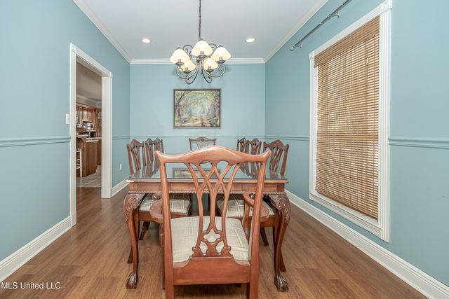 3301 Pineridge Drive, Ocean Springs, MS 39564