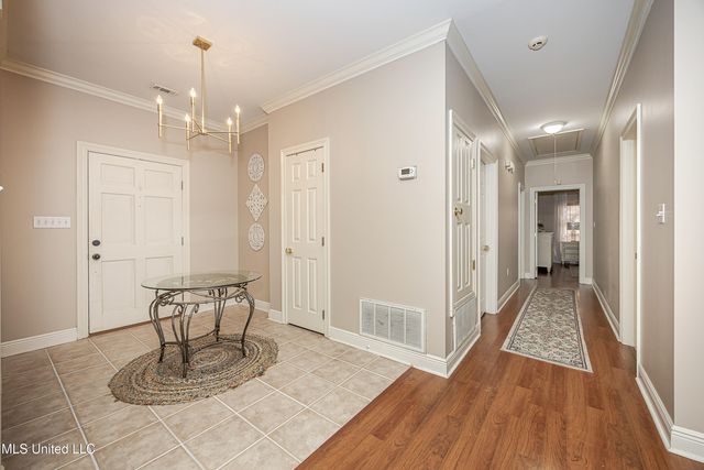 3301 Pineridge Drive, Ocean Springs, MS 39564