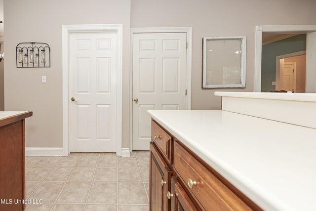 3301 Pineridge Drive, Ocean Springs, MS 39564