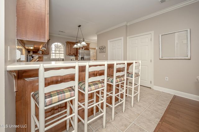 3301 Pineridge Drive, Ocean Springs, MS 39564