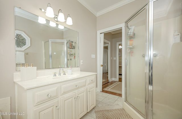 3301 Pineridge Drive, Ocean Springs, MS 39564