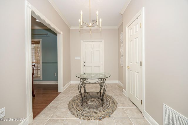 3301 Pineridge Drive, Ocean Springs, MS 39564