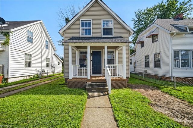 54 Hobson ST, Portsmouth, VA 23704