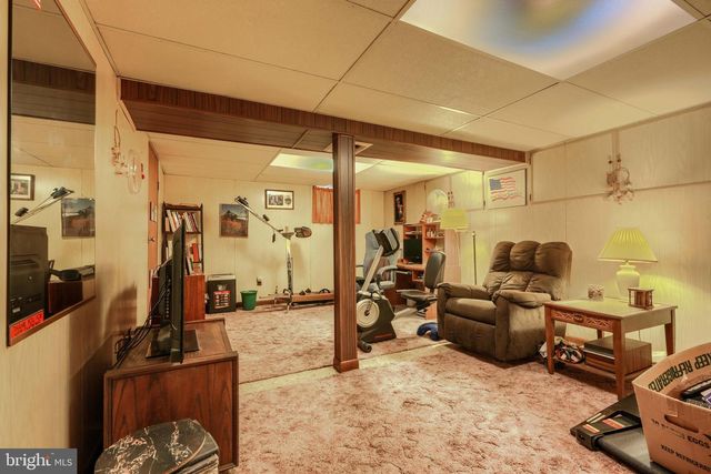 3413 YARDLEY DR, Baltimore, MD 21222