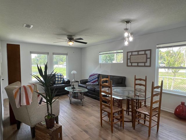 890 Helen St, St Augustine, FL 32084