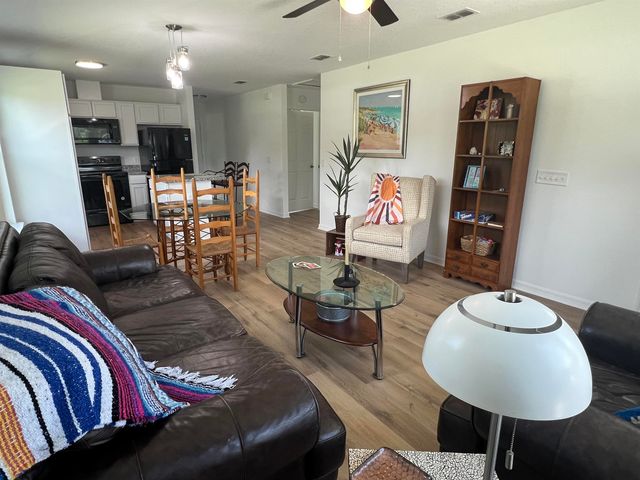 890 Helen St, St Augustine, FL 32084