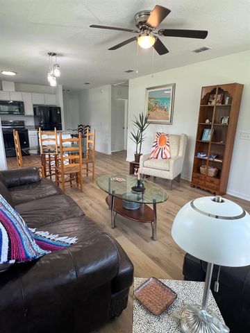 890 Helen St, St Augustine, FL 32084