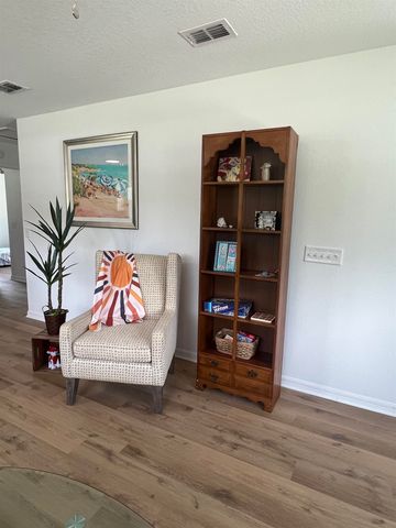 890 Helen St, St Augustine, FL 32084