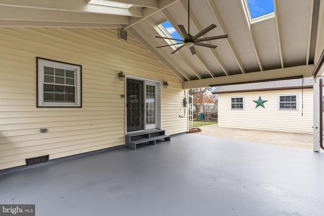 9649 NORFOLK ST, Manassas, VA 20109